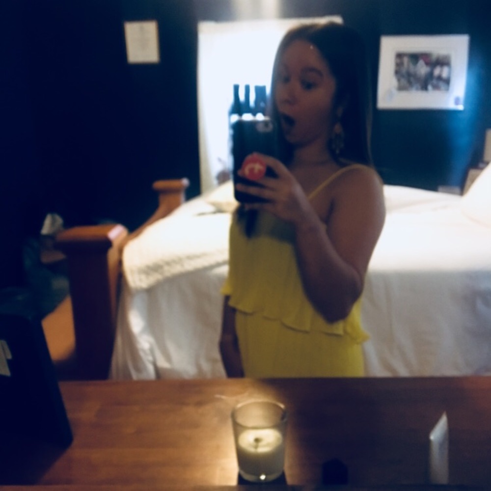 Meet your Posher, Jennifer
